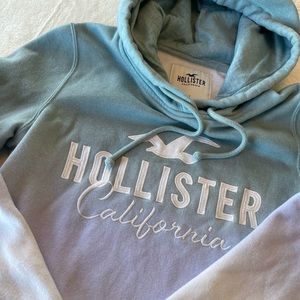 Hollister hoodie- size medium, like new condition